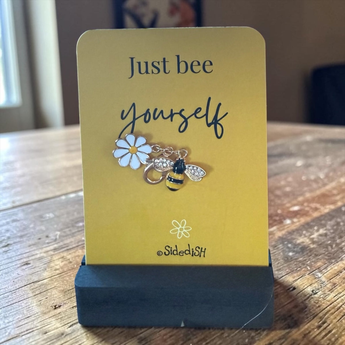 Kaartje op houdertje bee yourself