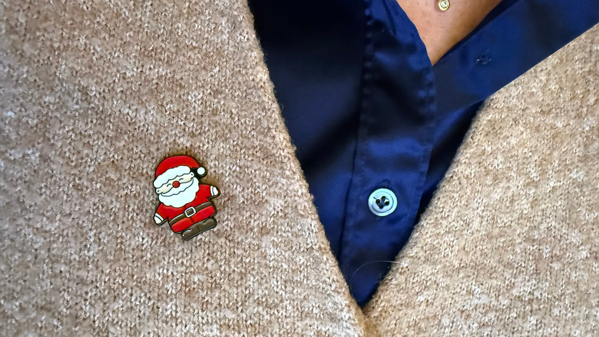 Weihnachtsmann-Anstecknadel