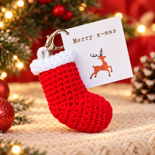 Gehaakte kerstsok sleutelhanger – Klein kerstcadeautje